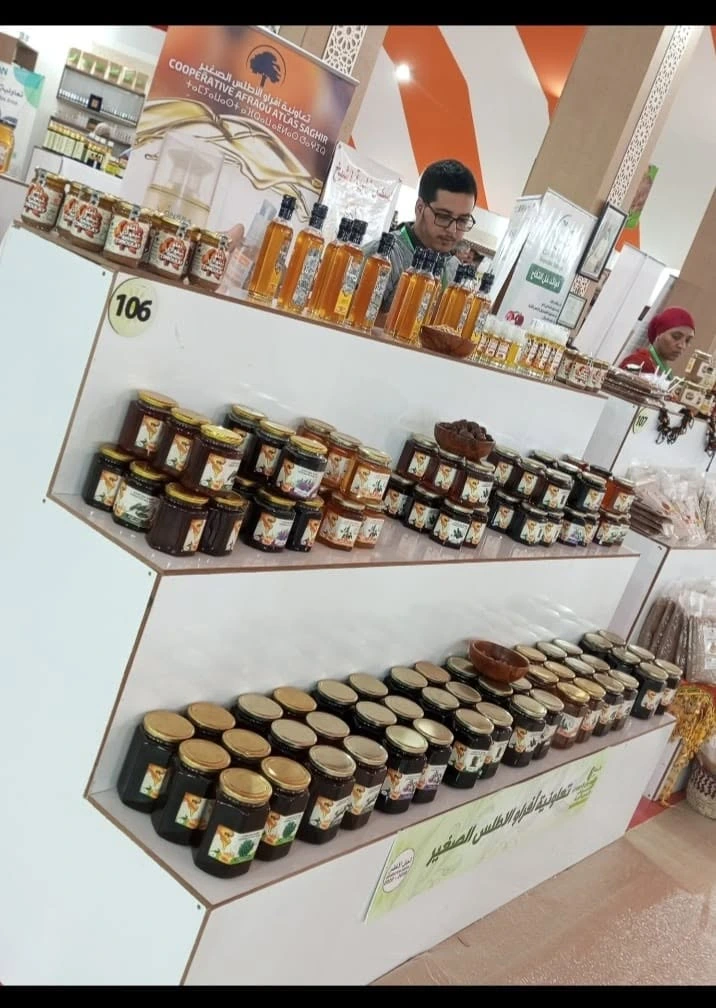 منتجات أملو وزيت الأركان في معرض السعيدية